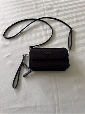 Vera Bradley Quilted Black Crossbody wristlet